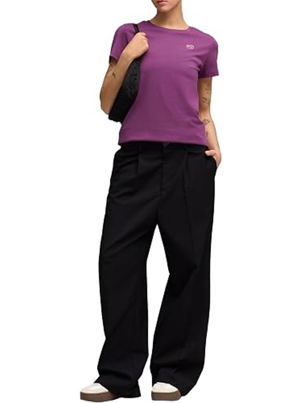 Camisa Puma Ess Elevated Tee Plum Vinho Feminino